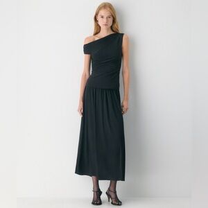 Aritzia Babaton Lawson Skirt — Midi Pencil Skirt, Classic Minimalist Office